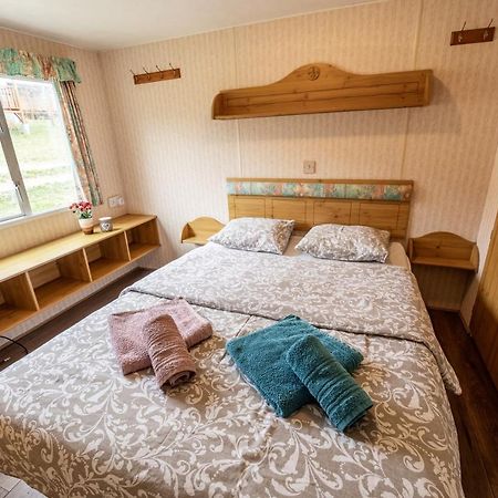 Mobilheim Atlas Villa V. - Vyrovicka Prehrada Znojmo Luaran gambar
